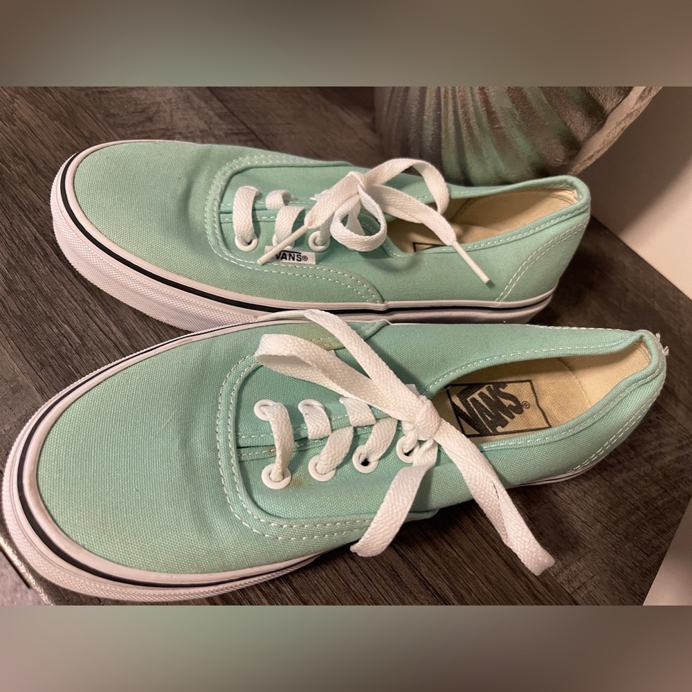 Vans ERA Aqua - White Lace Up Canvas Skateboard Shoe - Women US: 6.5 - Men US: 5